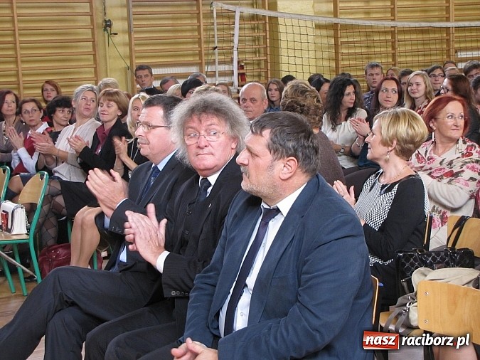 Zdjęcie w galerii na portalu naszraciborz.pl: 25 nauczycieli wyróżnionych przez starostę wiadomości z regionu