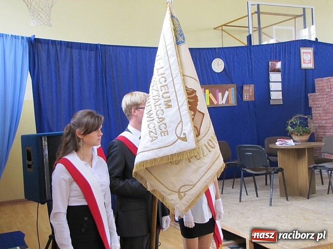 Zdjęcie w galerii na portalu naszraciborz.pl: 25 nauczycieli wyróżnionych przez starostę wiadomości z regionu