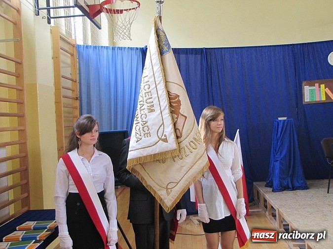 Zdjęcie w galerii na portalu naszraciborz.pl: 25 nauczycieli wyróżnionych przez starostę wiadomości z regionu