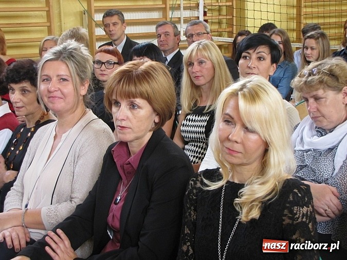 Zdjęcie w galerii na portalu naszraciborz.pl: 25 nauczycieli wyróżnionych przez starostę wiadomości z regionu