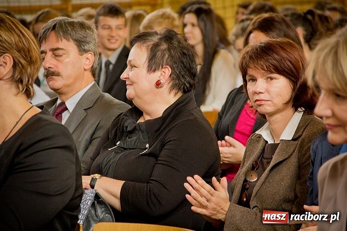 Zdjęcie w galerii na portalu naszraciborz.pl: 25 nauczycieli wyróżnionych przez starostę wiadomości z regionu