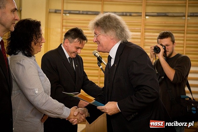 Zdjęcie w galerii na portalu naszraciborz.pl: 25 nauczycieli wyróżnionych przez starostę wiadomości z regionu