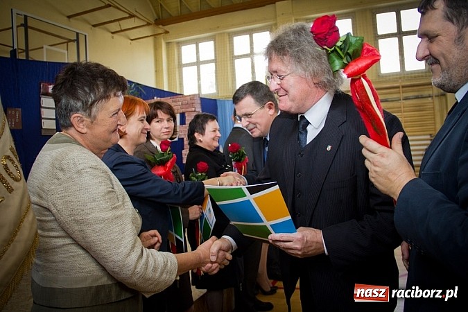 Zdjęcie w galerii na portalu naszraciborz.pl: 25 nauczycieli wyróżnionych przez starostę wiadomości z regionu