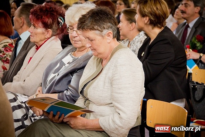 Zdjęcie w galerii na portalu naszraciborz.pl: 25 nauczycieli wyróżnionych przez starostę wiadomości z regionu