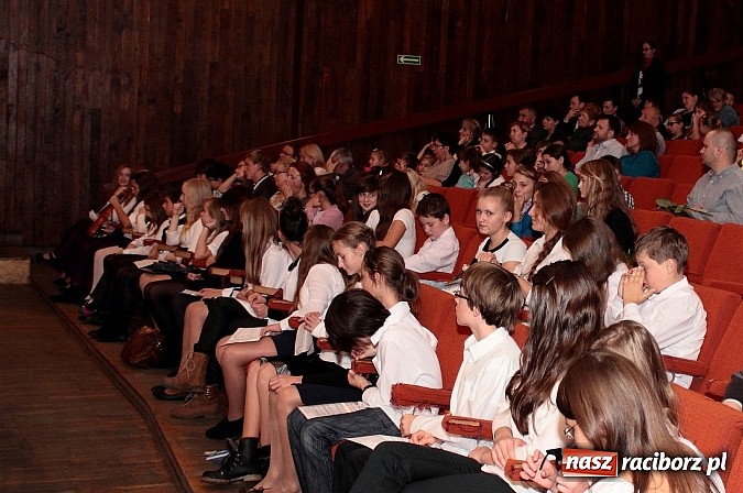 Zdjęcie w galerii na portalu naszraciborz.pl: Jeden raz w roku grają koncert dla nauczycieli wiadomości z regionu