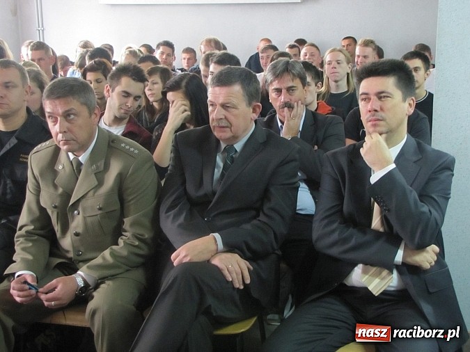 Zdjęcie w galerii na portalu naszraciborz.pl: Raciborska młodzież uczy się przedsiębiorczości wiadomości z regionu