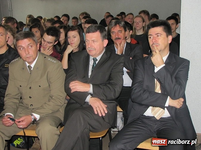 Zdjęcie w galerii na portalu naszraciborz.pl: Raciborska młodzież uczy się przedsiębiorczości wiadomości z regionu