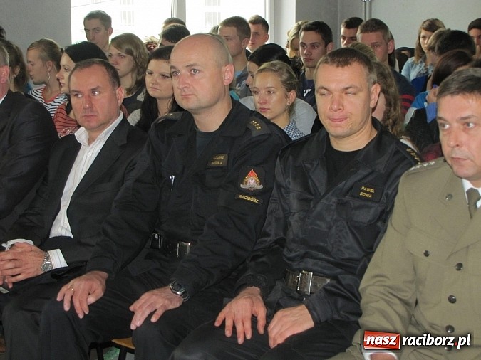 Zdjęcie w galerii na portalu naszraciborz.pl: Raciborska młodzież uczy się przedsiębiorczości wiadomości z regionu