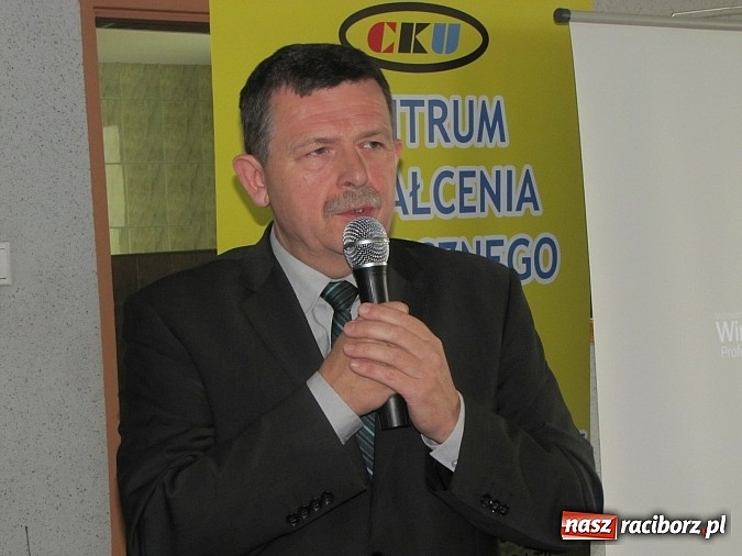 Zdjęcie w galerii na portalu naszraciborz.pl: Raciborska młodzież uczy się przedsiębiorczości wiadomości z regionu