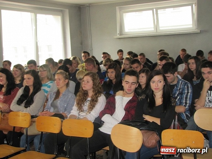 Zdjęcie w galerii na portalu naszraciborz.pl: Raciborska młodzież uczy się przedsiębiorczości wiadomości z regionu