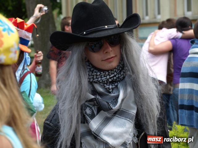 Zdjęcie w galerii na portalu naszraciborz.pl: Dwie beczki piwa od starosty wiadomości z regionu