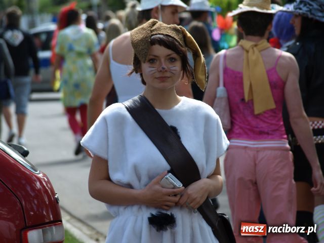 Zdjęcie w galerii na portalu naszraciborz.pl: Dwie beczki piwa od starosty wiadomości z regionu