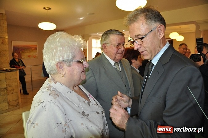 Zdjęcie w galerii na portalu naszraciborz.pl: 50 lat pożycia małżeńskiego - jedyny taki medal, który można dostać we dwoje wiadomości z regionu