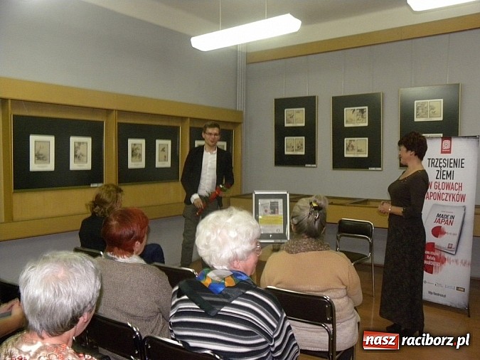 Zdjęcie w galerii na portalu naszraciborz.pl: Made in Japan - spotkanie autorskie w bibliotece wiadomości z regionu