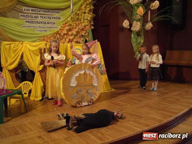 Zdjęcie w galerii na portalu naszraciborz.pl: XVII Międzynarodowy Przegląd Teatrzyków wiadomości z regionu