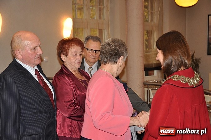 Zdjęcie w galerii na portalu naszraciborz.pl: Złote Gody w Raciborzu - medale Prezydenta RP dla sześciu par wiadomości z regionu