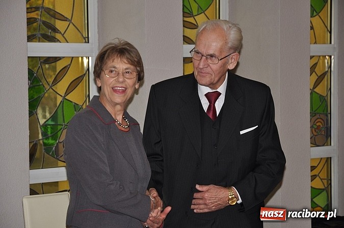 Zdjęcie w galerii na portalu naszraciborz.pl: Złote Gody w Raciborzu - medale Prezydenta RP dla sześciu par wiadomości z regionu