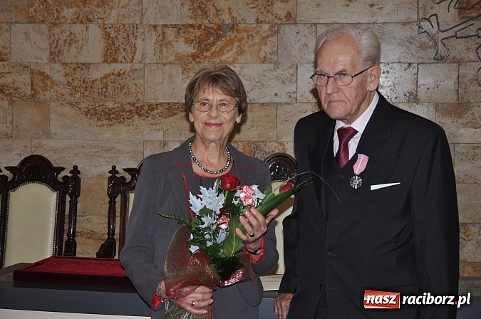 Zdjęcie w galerii na portalu naszraciborz.pl: Złote Gody w Raciborzu - medale Prezydenta RP dla sześciu par wiadomości z regionu