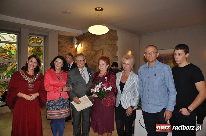 Zdjęcie w galerii na portalu naszraciborz.pl: Złote Gody w Raciborzu - medale Prezydenta RP dla sześciu par wiadomości z regionu