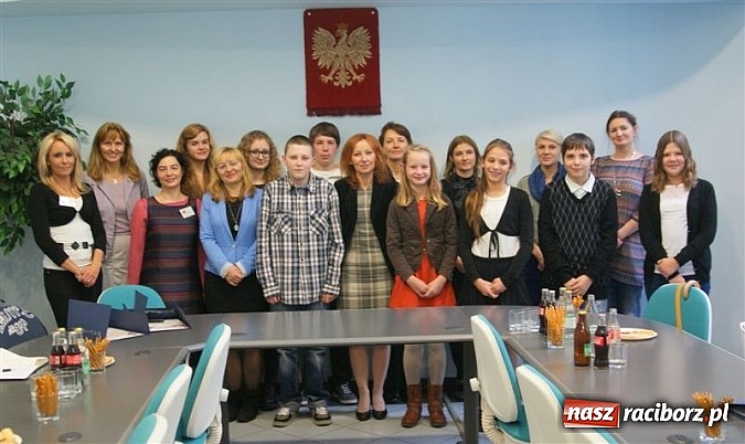 Zdjęcie w galerii na portalu naszraciborz.pl: Zachowaj Trzeźwy Umysł - spotkanie w magistracie wiadomości z regionu