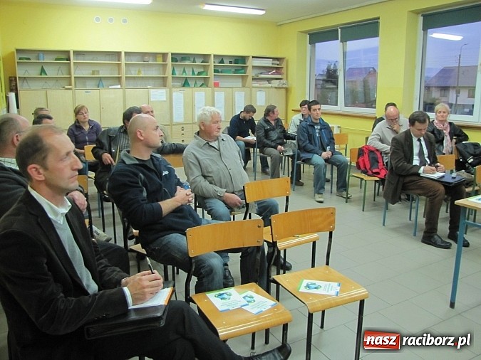 Zdjęcie w galerii na portalu naszraciborz.pl: W Markowicach bez emocji i rzeczowo wiadomości z regionu