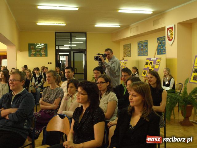 Zdjęcie w galerii na portalu naszraciborz.pl: Dekada z Dyziem wiadomości z regionu