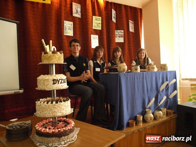 Zdjęcie w galerii na portalu naszraciborz.pl: Dekada z Dyziem wiadomości z regionu