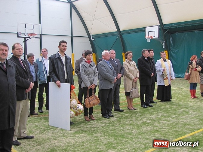 Zdjęcie w galerii na portalu naszraciborz.pl: Wychowankowie MOW-u w Rudach mają nowe boisko wiadomości z regionu