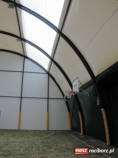 Zdjęcie w galerii na portalu naszraciborz.pl: Wychowankowie MOW-u w Rudach mają nowe boisko wiadomości z regionu