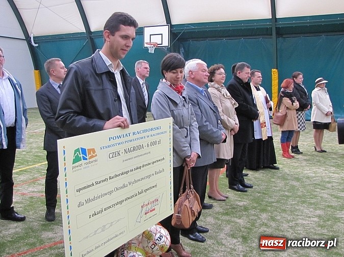 Zdjęcie w galerii na portalu naszraciborz.pl: Wychowankowie MOW-u w Rudach mają nowe boisko wiadomości z regionu