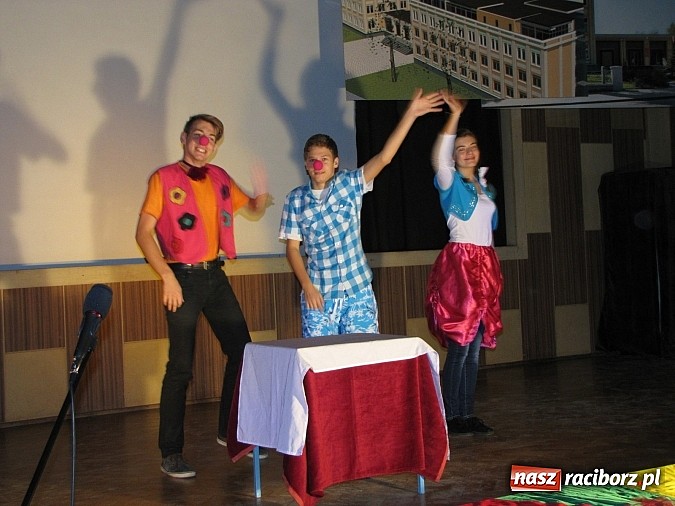 Zdjęcie w galerii na portalu naszraciborz.pl: Konferencją zakończyli Festiwal Kultury Głuchych wiadomości z regionu