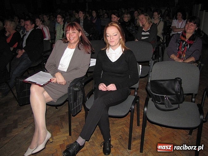 Zdjęcie w galerii na portalu naszraciborz.pl: Konferencją zakończyli Festiwal Kultury Głuchych wiadomości z regionu