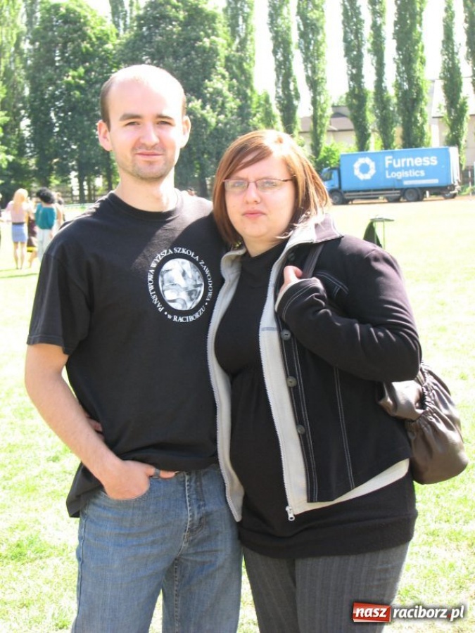 Zdjęcie w galerii na portalu naszraciborz.pl: Pomarańcza rozpętała burzę wiadomości z regionu