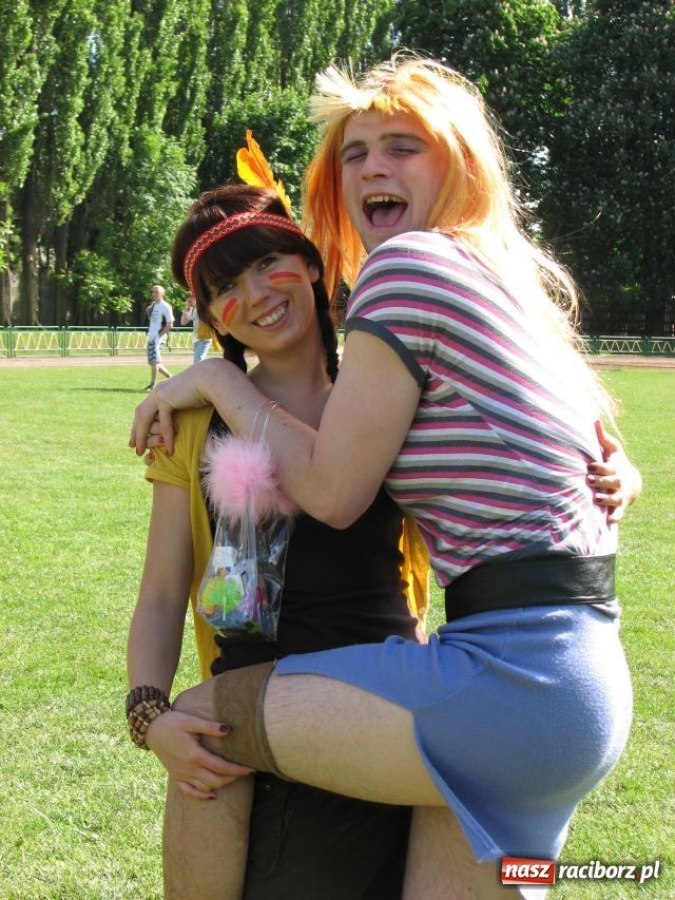 Zdjęcie w galerii na portalu naszraciborz.pl: Pomarańcza rozpętała burzę wiadomości z regionu