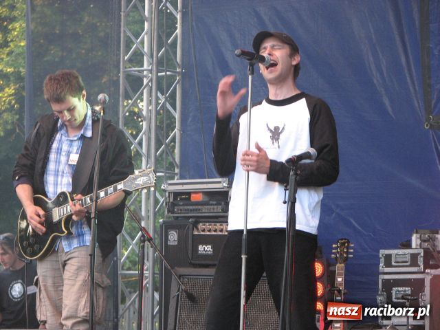 Zdjęcie w galerii na portalu naszraciborz.pl: Pomarańcza rozpętała burzę wiadomości z regionu