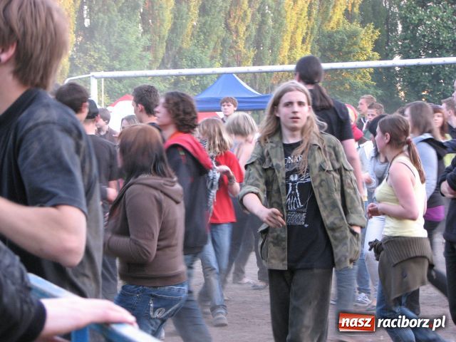 Zdjęcie w galerii na portalu naszraciborz.pl: Pomarańcza rozpętała burzę wiadomości z regionu