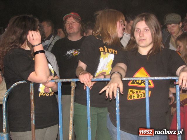 Zdjęcie w galerii na portalu naszraciborz.pl: Pomarańcza rozpętała burzę wiadomości z regionu