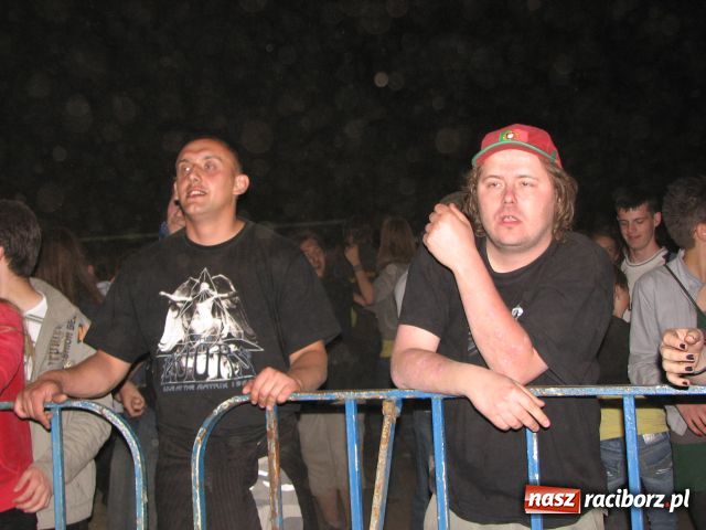 Zdjęcie w galerii na portalu naszraciborz.pl: Pomarańcza rozpętała burzę wiadomości z regionu