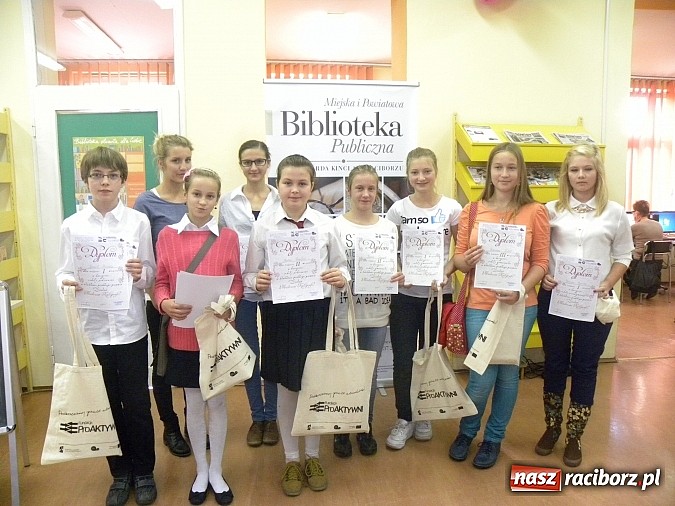 Zdjęcie w galerii na portalu naszraciborz.pl: Dziś wyłoniono raciborskich Mistrz&oacute;w Kaligrafii wiadomości z regionu