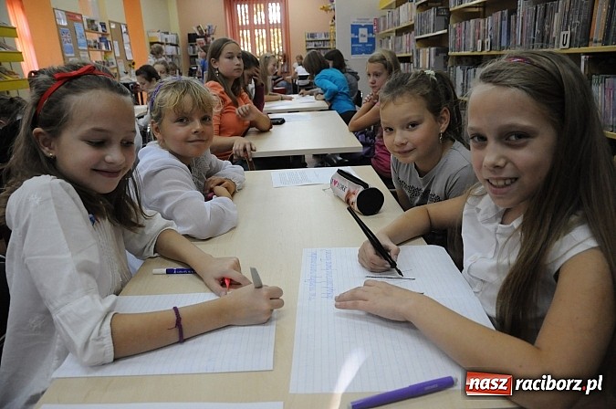 Zdjęcie w galerii na portalu naszraciborz.pl: Dziś wyłoniono raciborskich Mistrz&oacute;w Kaligrafii wiadomości z regionu