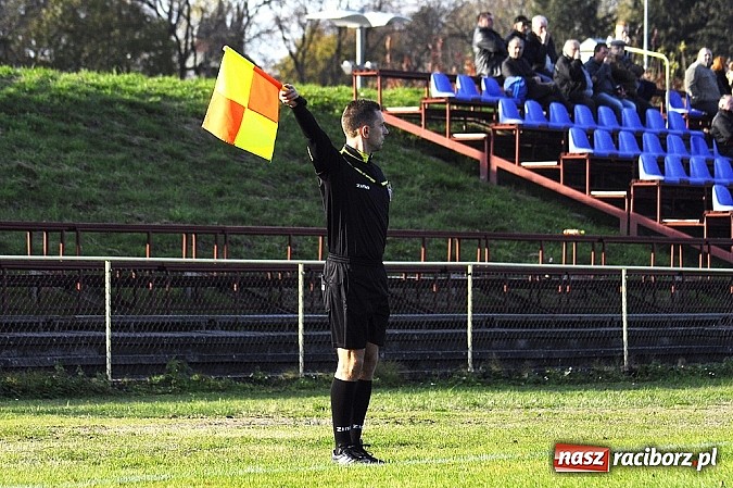 Zdjęcie w galerii na portalu naszraciborz.pl: Piłkarze Rafako wygrali z Naprzodem wiadomości z regionu