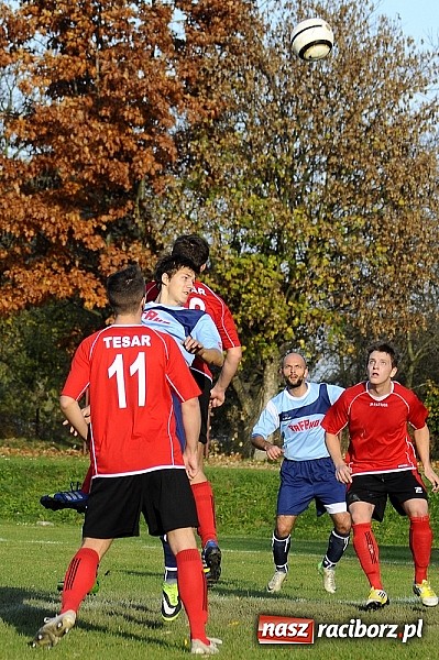 Zdjęcie w galerii na portalu naszraciborz.pl: Piłkarze Rafako wygrali z Naprzodem wiadomości z regionu