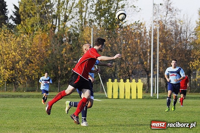 Zdjęcie w galerii na portalu naszraciborz.pl: Piłkarze Rafako wygrali z Naprzodem wiadomości z regionu