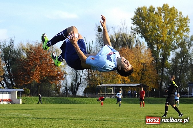 Zdjęcie w galerii na portalu naszraciborz.pl: Piłkarze Rafako wygrali z Naprzodem wiadomości z regionu