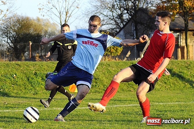 Zdjęcie w galerii na portalu naszraciborz.pl: Piłkarze Rafako wygrali z Naprzodem wiadomości z regionu
