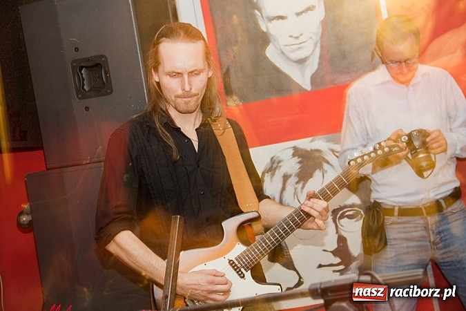 Zdjęcie w galerii na portalu naszraciborz.pl: The Gate - premierowo na Końcu Świata wiadomości z regionu