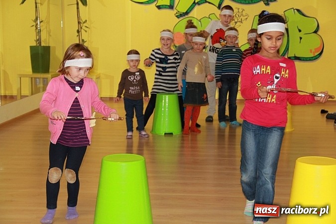 Zdjęcie w galerii na portalu naszraciborz.pl: Dziecięce zabawy na finał Budo Gali wiadomości z regionu