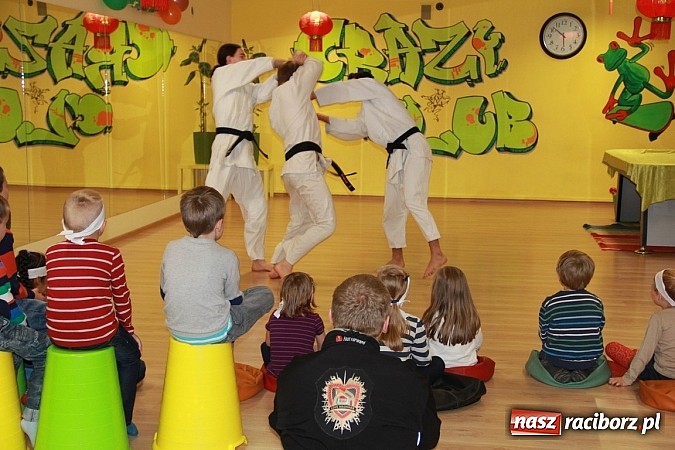 Zdjęcie w galerii na portalu naszraciborz.pl: Dziecięce zabawy na finał Budo Gali wiadomości z regionu