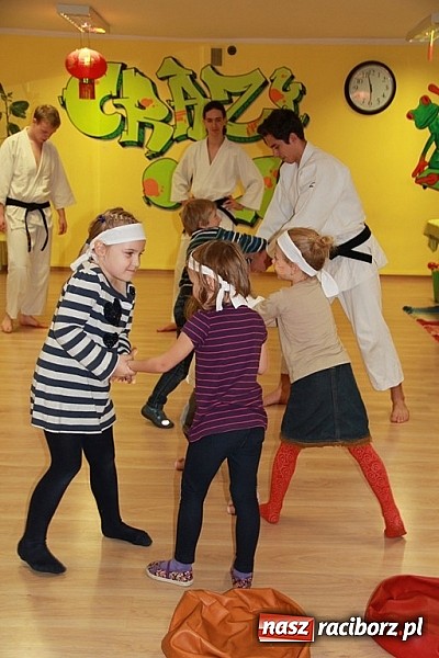 Zdjęcie w galerii na portalu naszraciborz.pl: Dziecięce zabawy na finał Budo Gali wiadomości z regionu