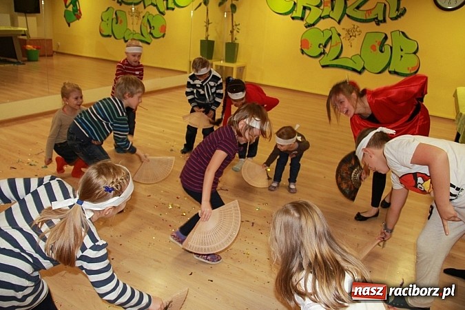 Zdjęcie w galerii na portalu naszraciborz.pl: Dziecięce zabawy na finał Budo Gali wiadomości z regionu